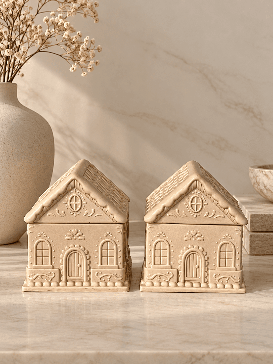 Gingerbread House Candle - Small - Vanilla